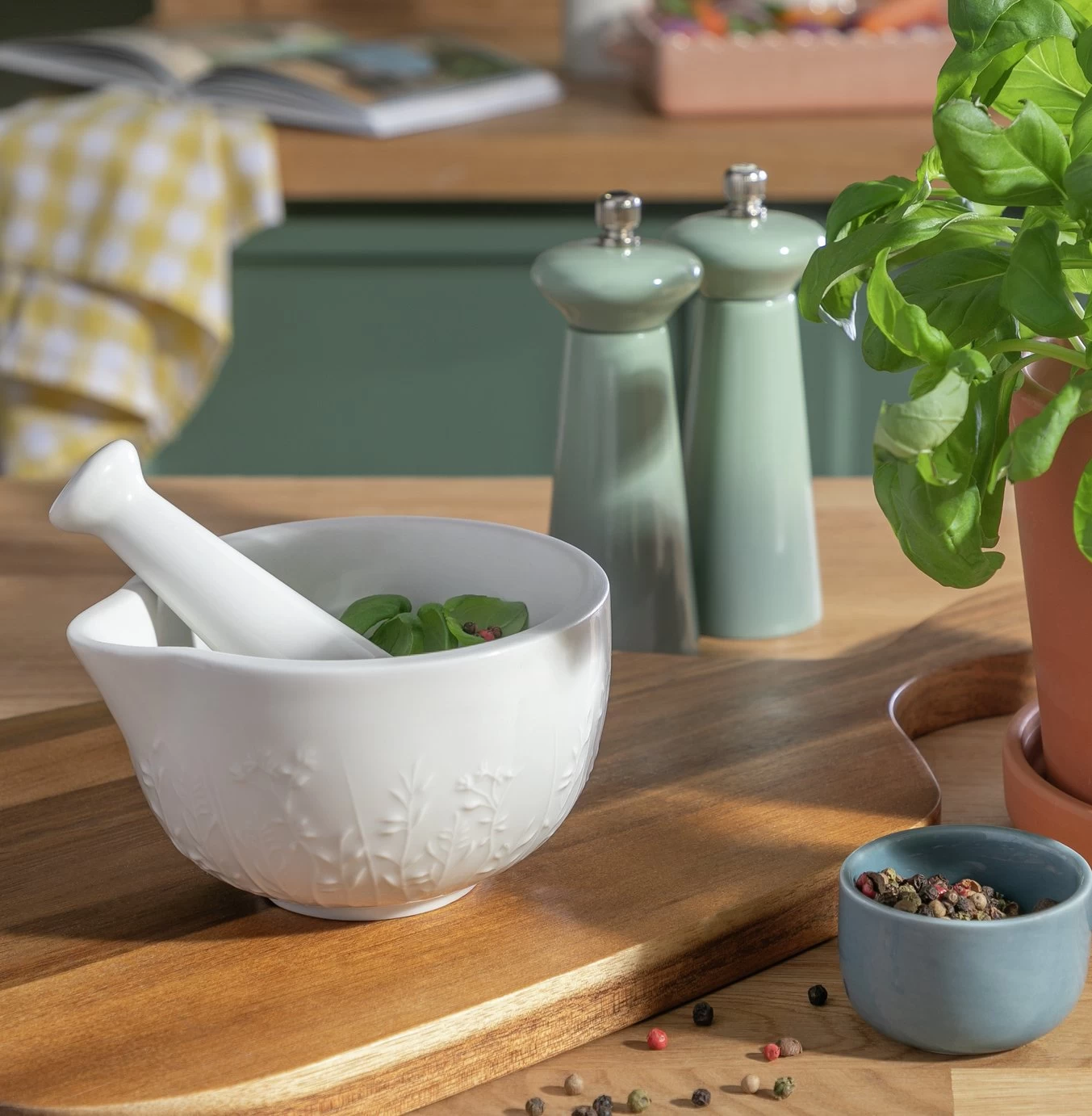 Habitat Herbalist Pestle And Mortar - White - Image 2