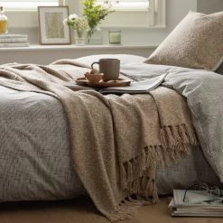 Habitat Boucle Throw - Neutral -125x150cm