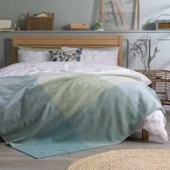 Habitat Gingham Check Handwoven Throw - 125x150cm