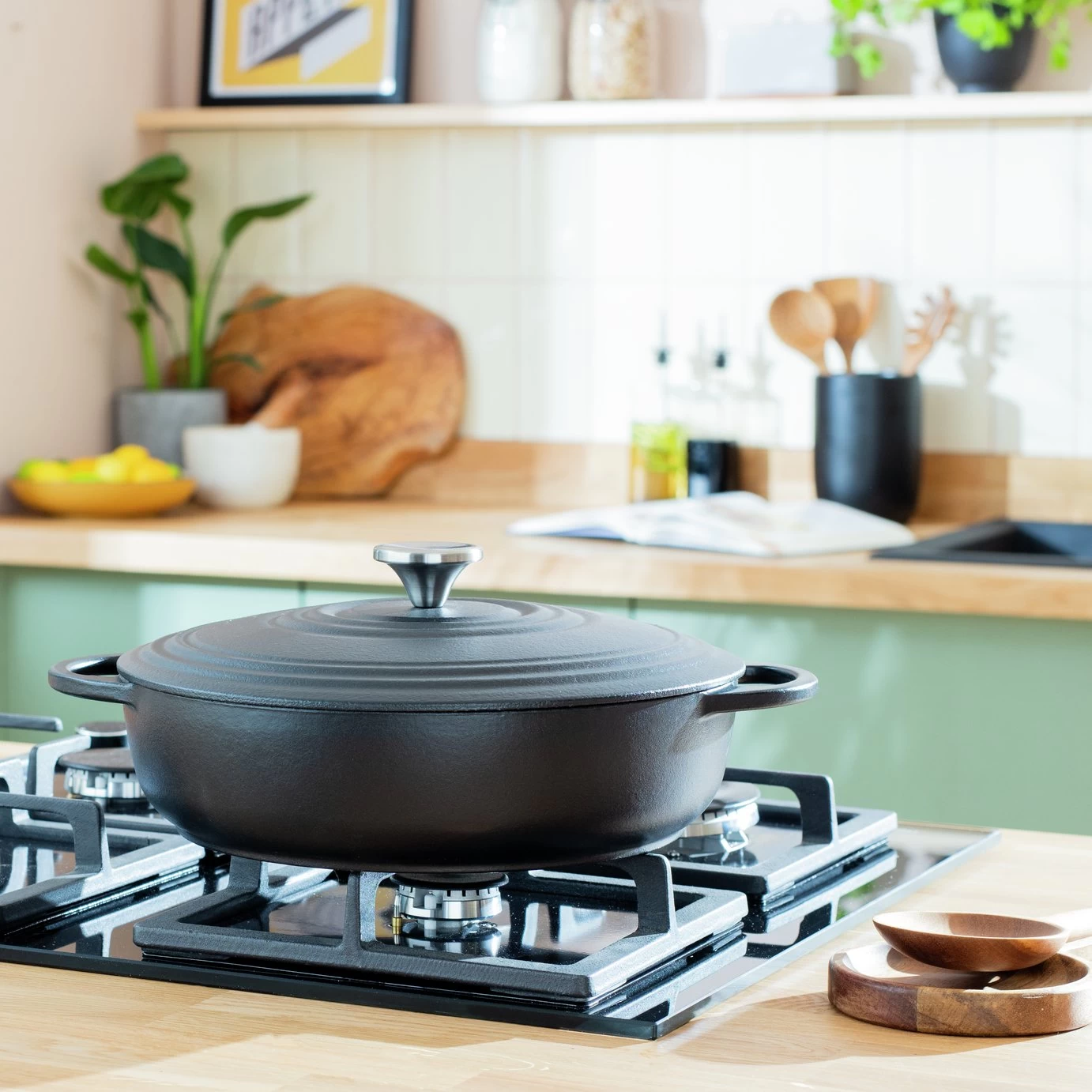 Habitat 4 Litre Shallow Cast Iron Casserole Dish - Black - Image 6