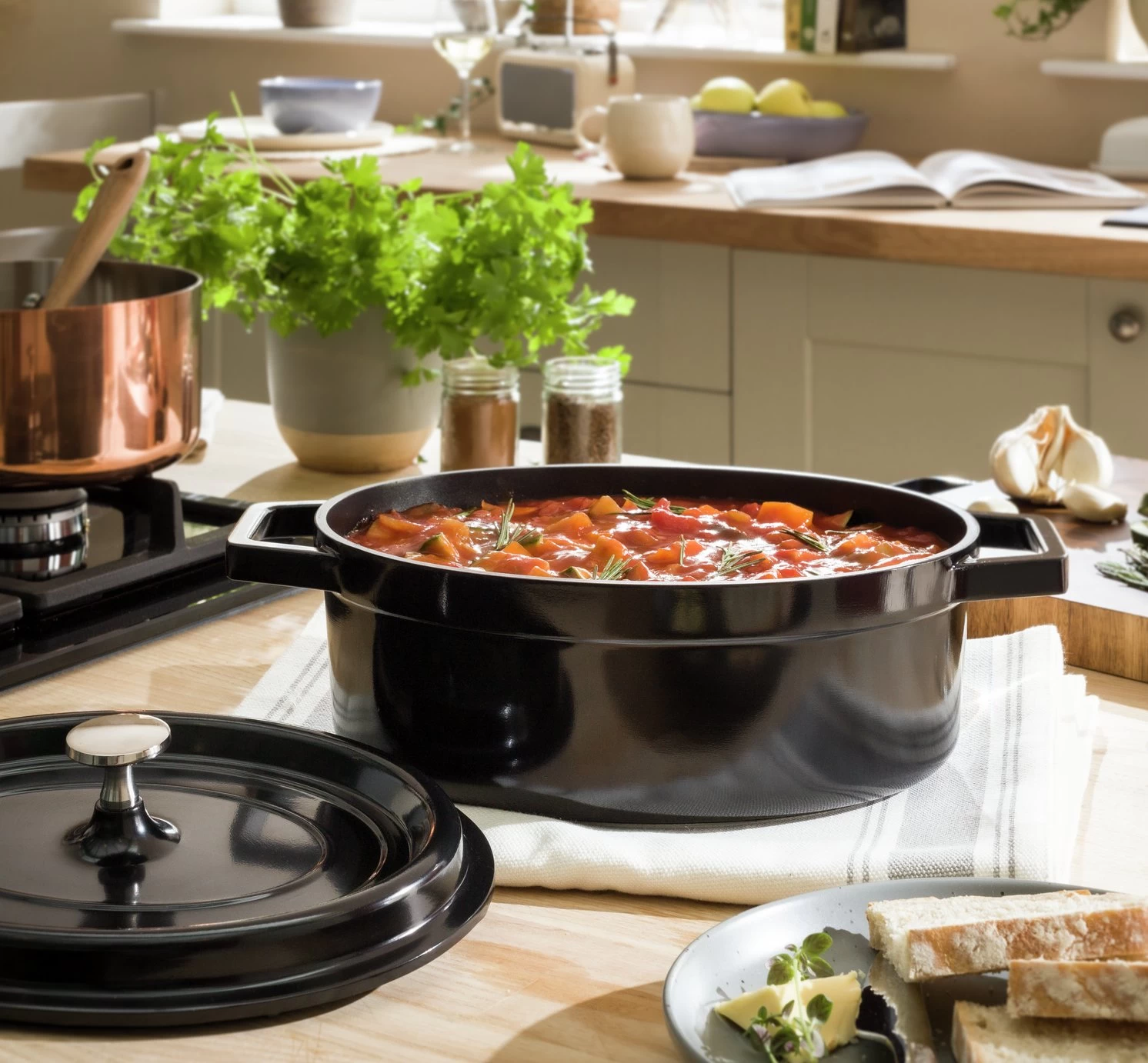 Habitat 3.6 Litre Cast Aluminium Casserole Dish - Black - Image 2
