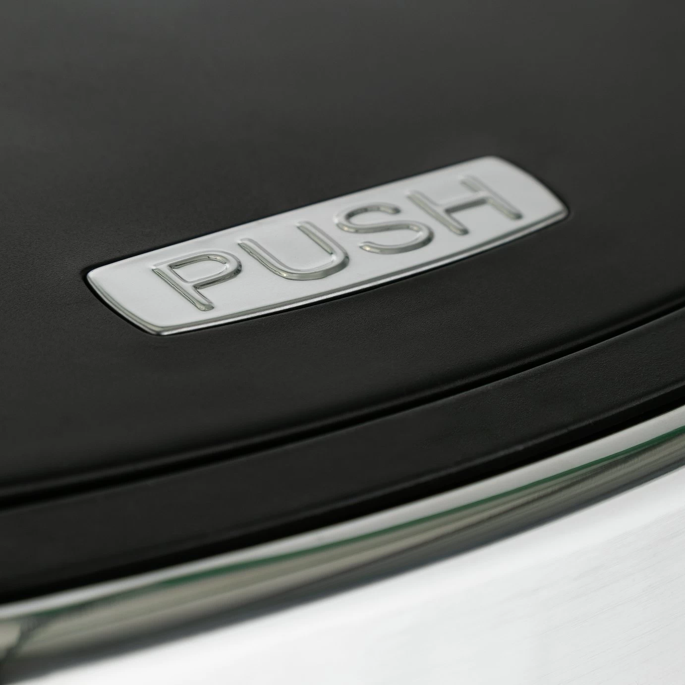 Habitat 30 Litre Square Touch Top Bin - Silver - Image 4