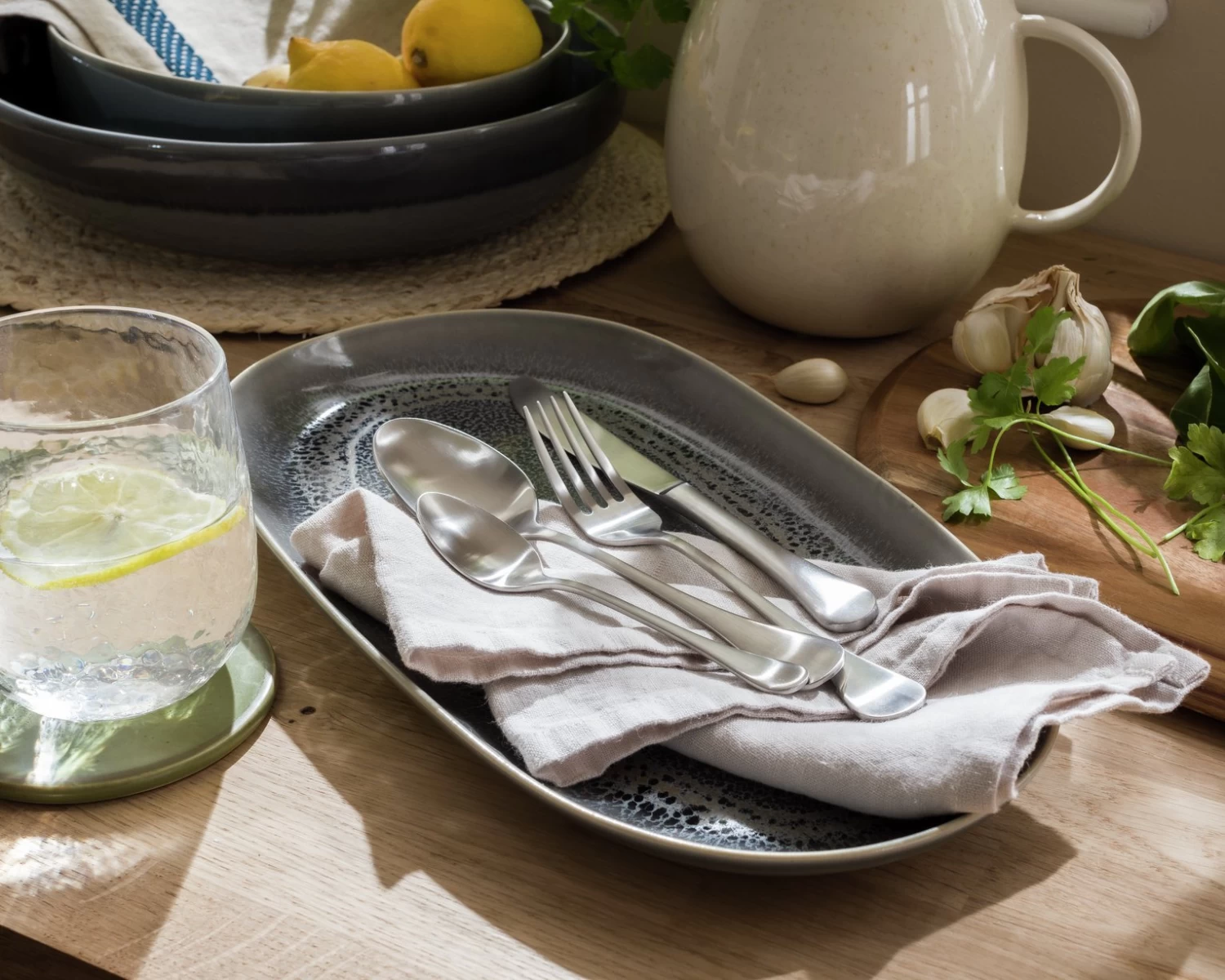 Habitat Evora 16 Piece Stainless Steel Cutlery Set - Satin - Image 2