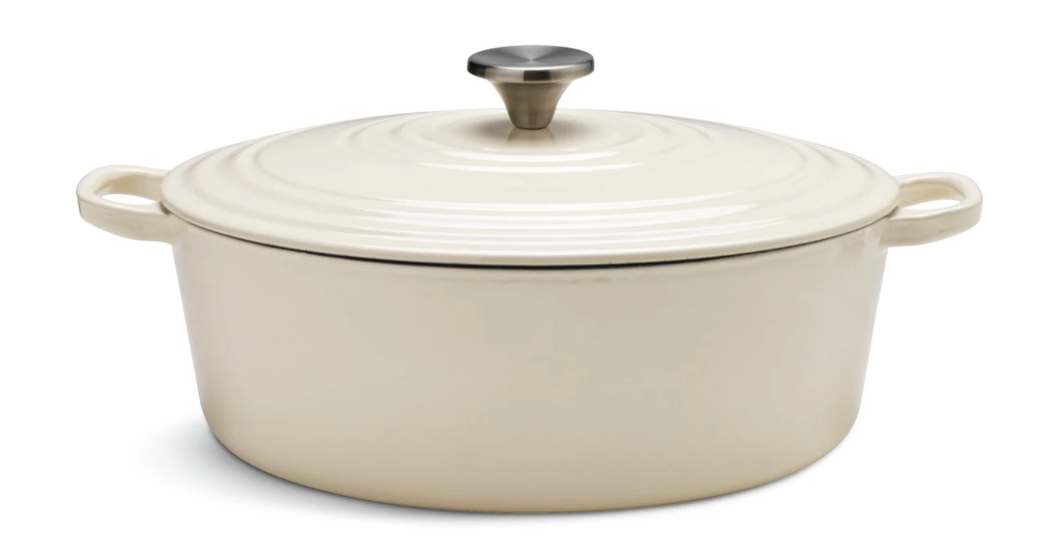 Habitat 4.70 Litre Cast Iron Oval Casserole Dish - Cream