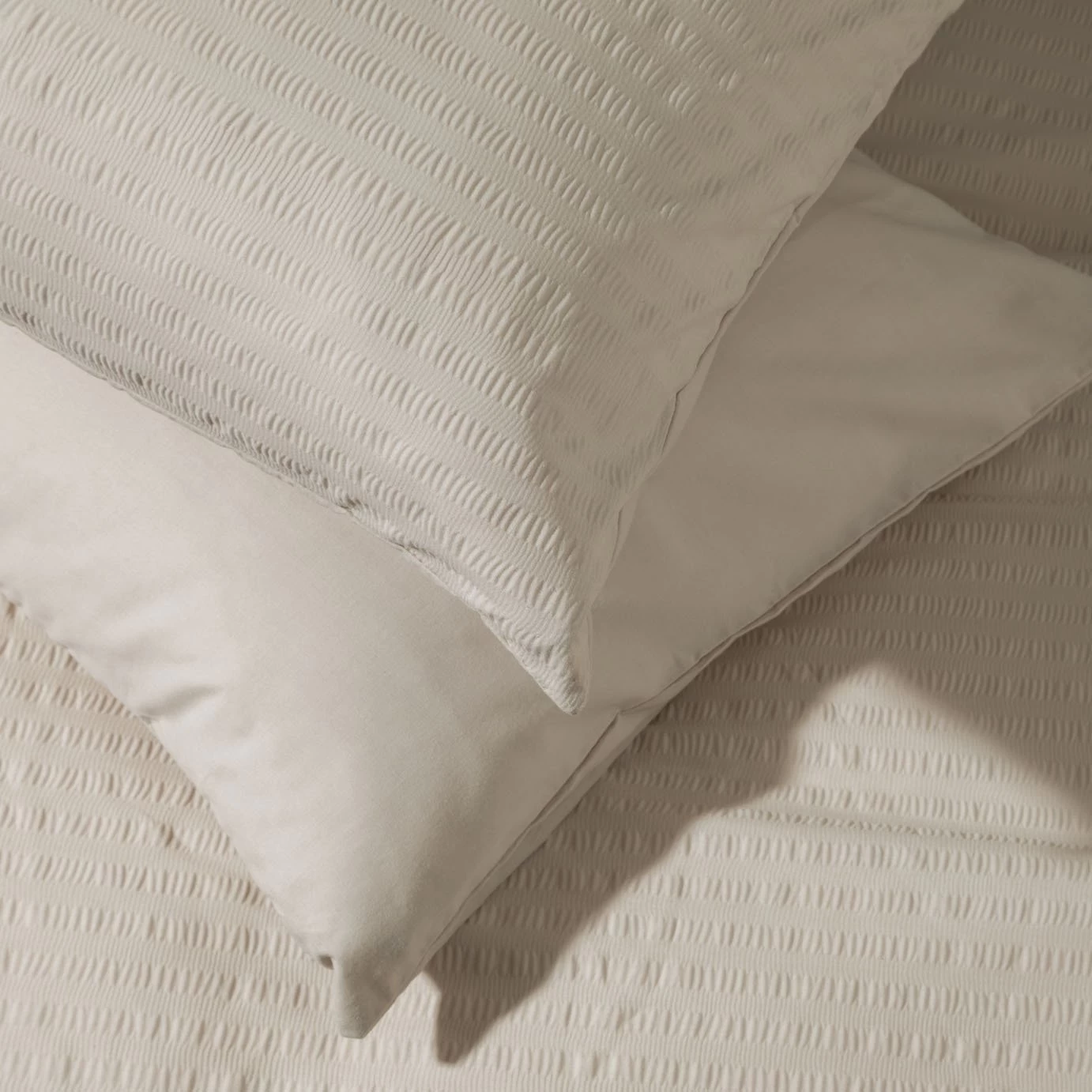 Habitat Seersucker Plain Taupe Bedding Set - Single - Image 4