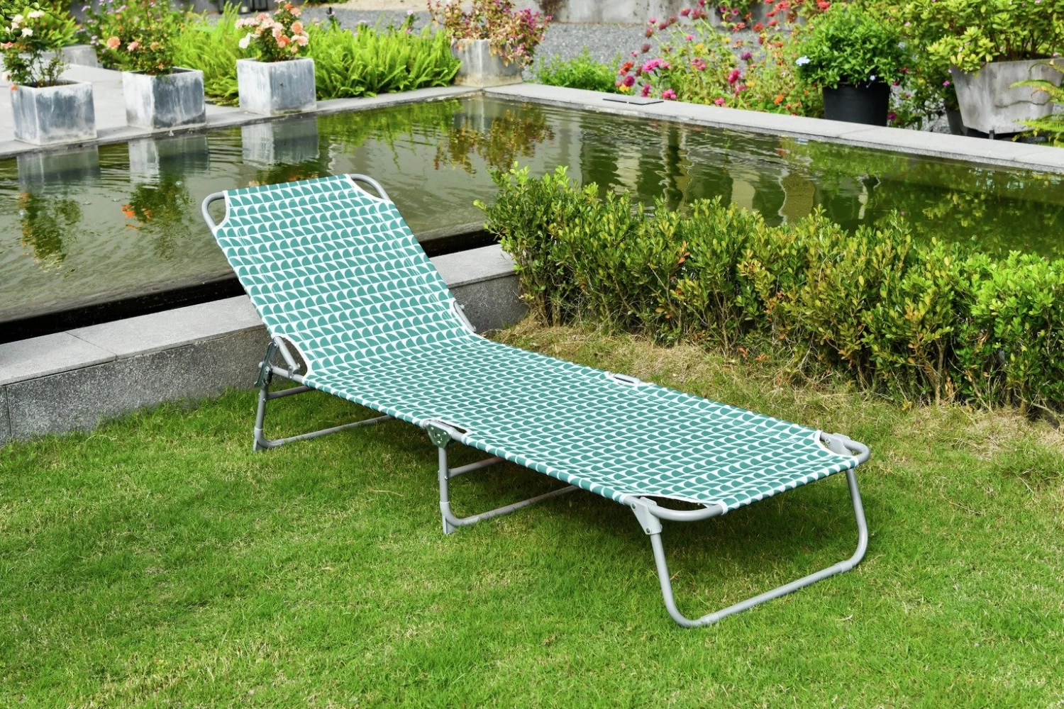 Habitat Global Leaf Folding Sun Lounger - Green - Image 11