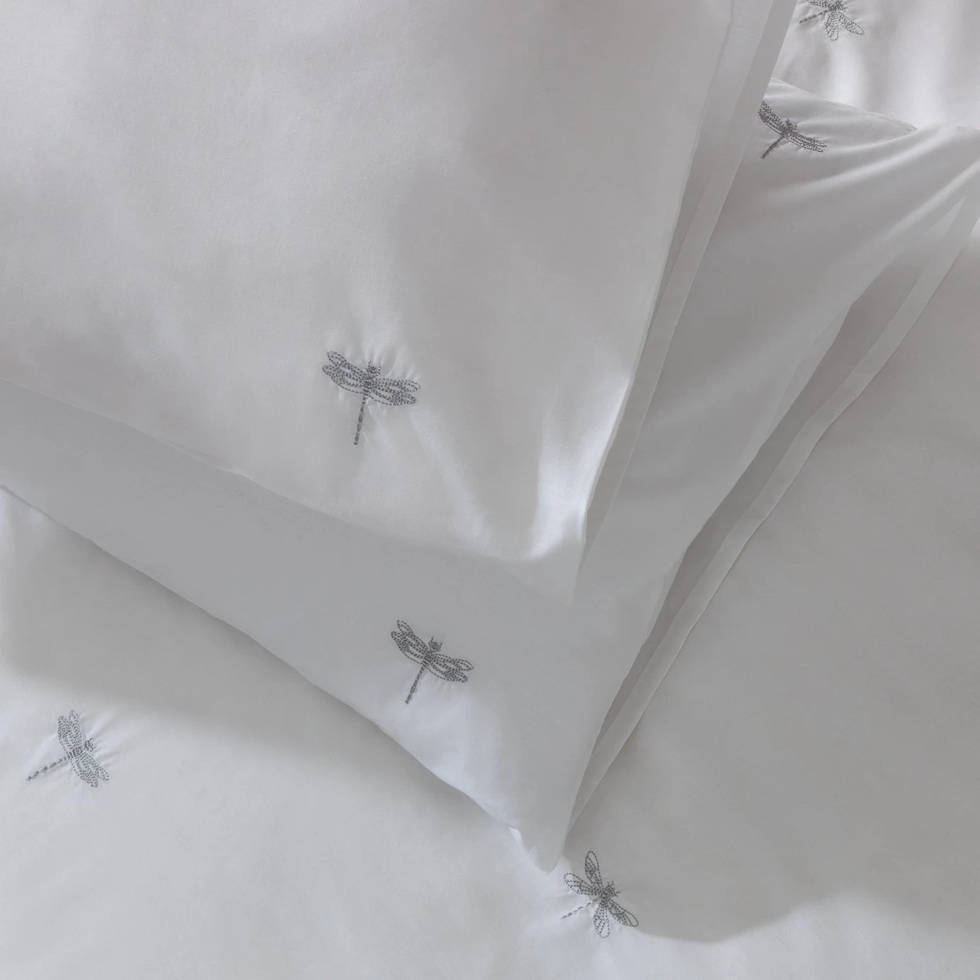 Habitat Dragonfly Embroidered White Bedding Set - Single - Image 4