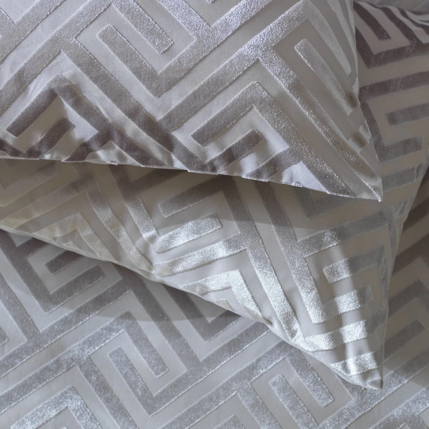 Habitat Geo Velvet Silver Bedding Set - Single - Image 4