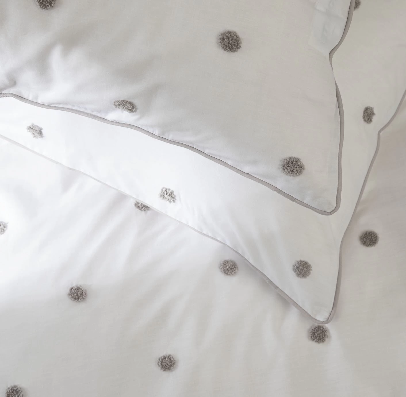 Habitat Tufted Spot White & Grey Bedding Set - Single - Image 4