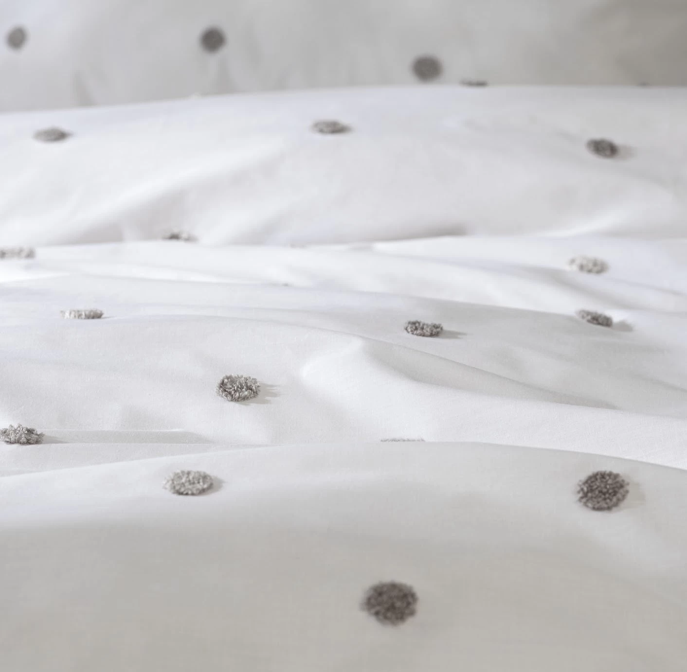Habitat Tufted Spot White & Grey Bedding Set - Single - Image 6